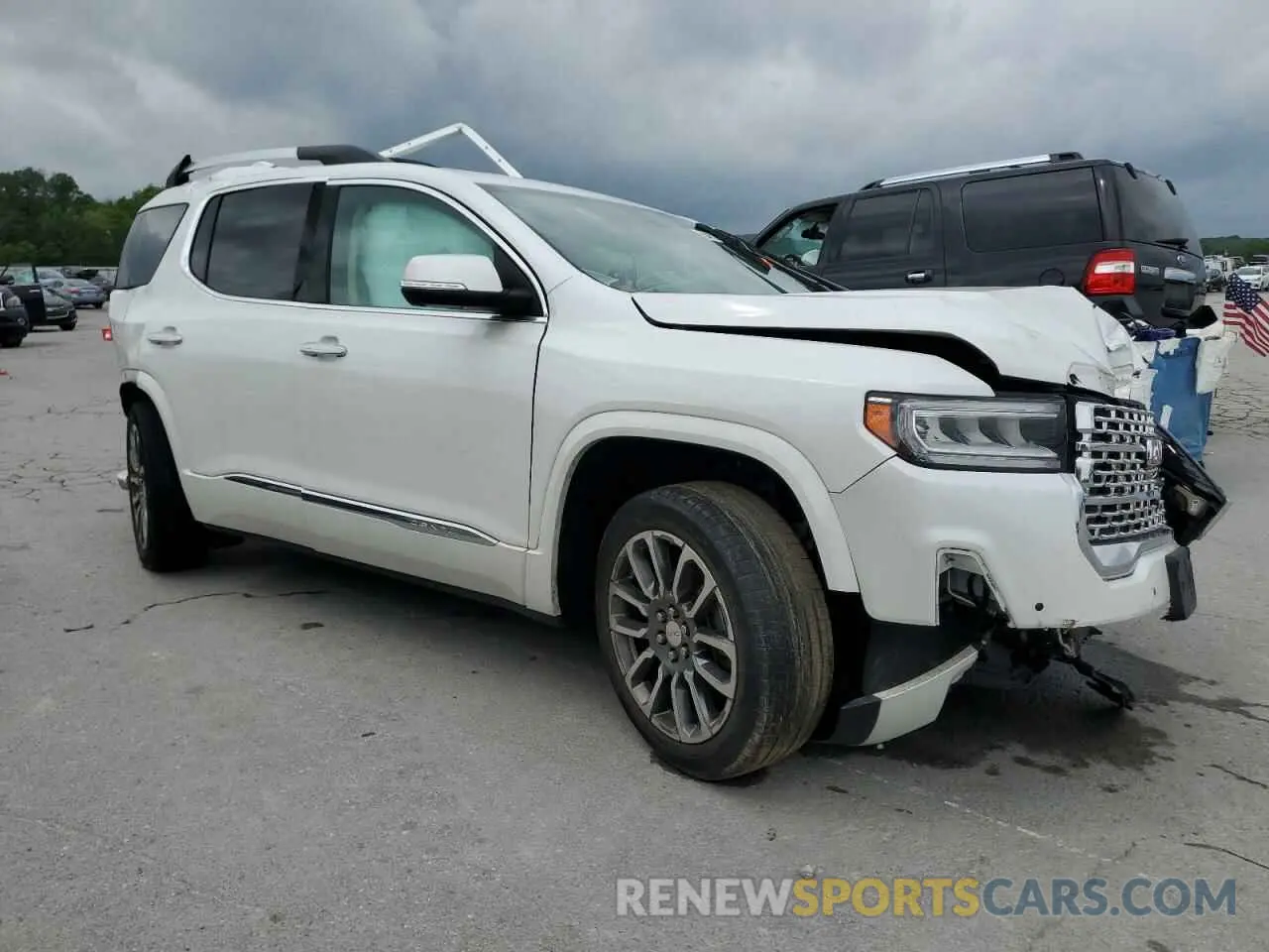 4 Photograph of a damaged car 1GKKNPLSXLZ226972 GMC ACADIA DEN 2020