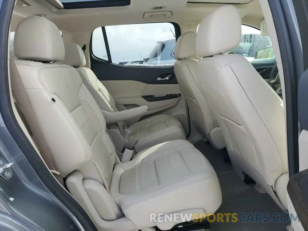 11 Photograph of a damaged car 1GKKNXLS0LZ147505 GMC ACADIA DEN 2020