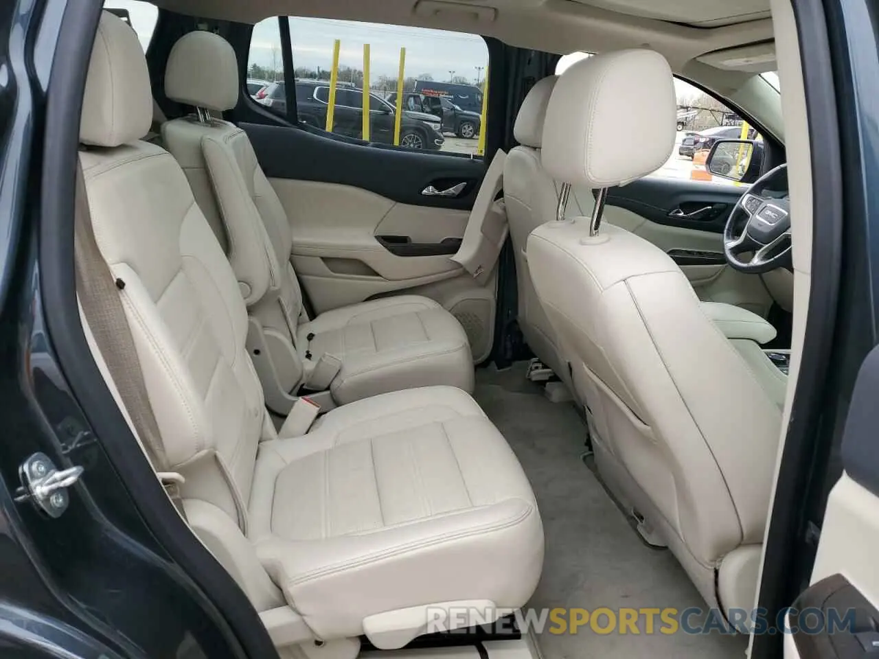 10 Photograph of a damaged car 1GKKNXLS3LZ157283 GMC ACADIA DEN 2020