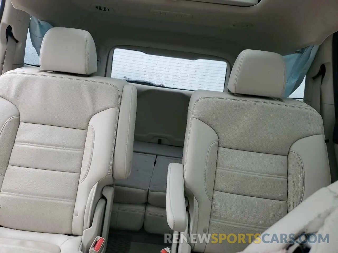 10 Photograph of a damaged car 1GKKNXLSXLZ230584 GMC ACADIA DEN 2020
