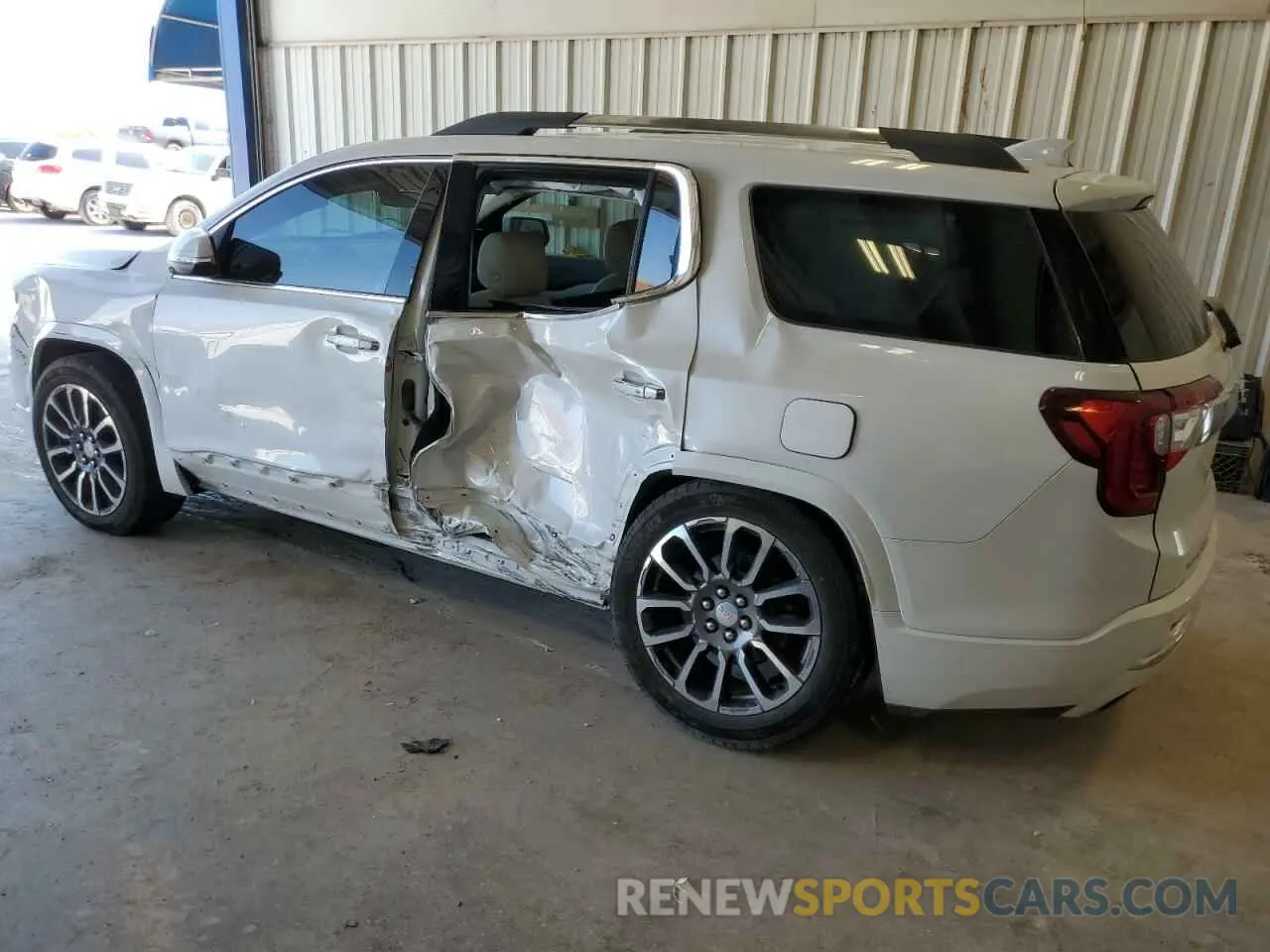 2 Photograph of a damaged car 1GKKNPLS7MZ224422 GMC ACADIA DEN 2021