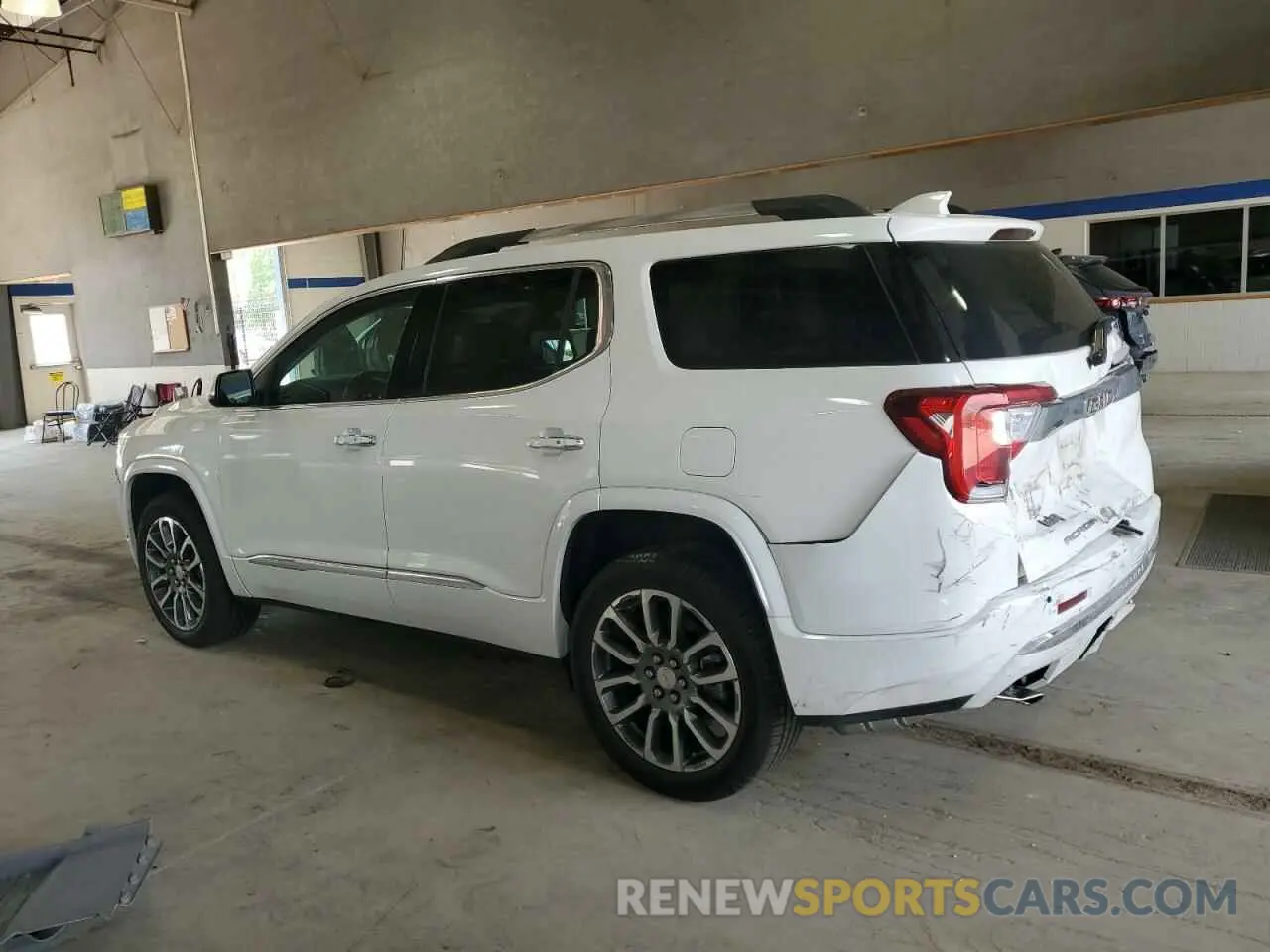 2 Photograph of a damaged car 1GKKNPLS8MZ116049 GMC ACADIA DEN 2021