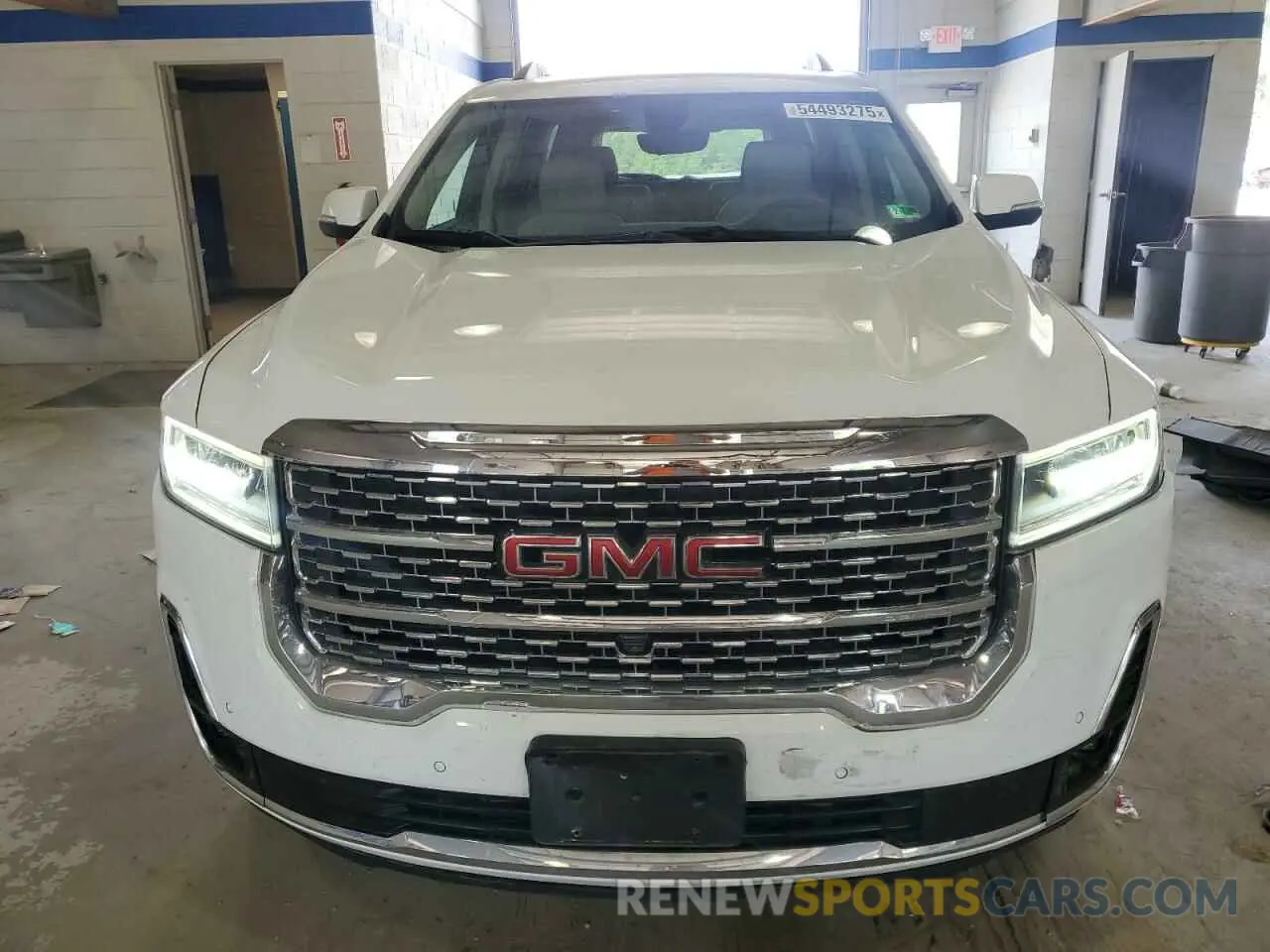 5 Photograph of a damaged car 1GKKNPLS8MZ116049 GMC ACADIA DEN 2021