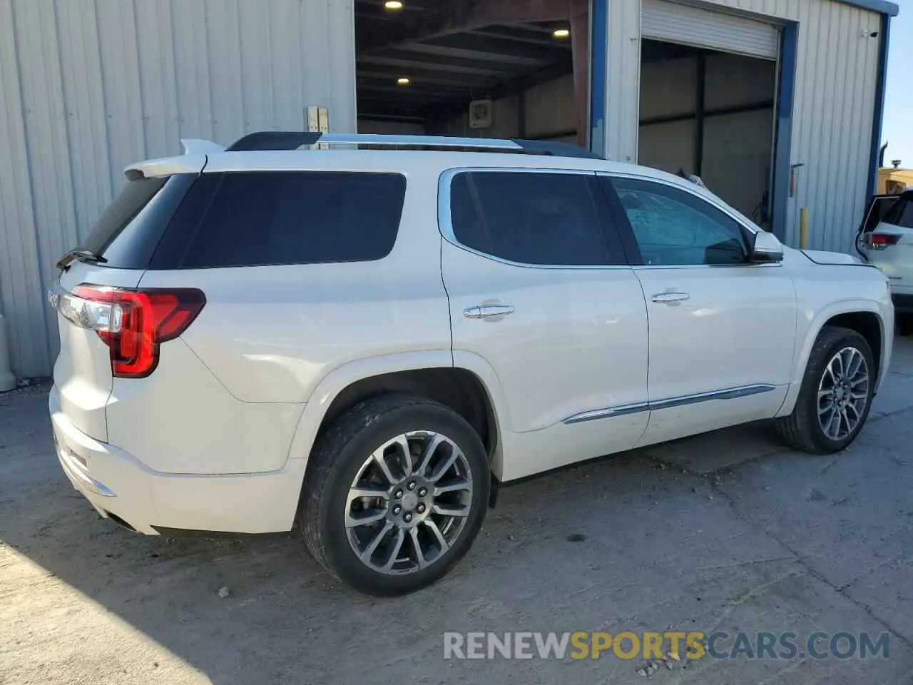 3 Photograph of a damaged car 1GKKNPLS8MZ123860 GMC ACADIA DEN 2021
