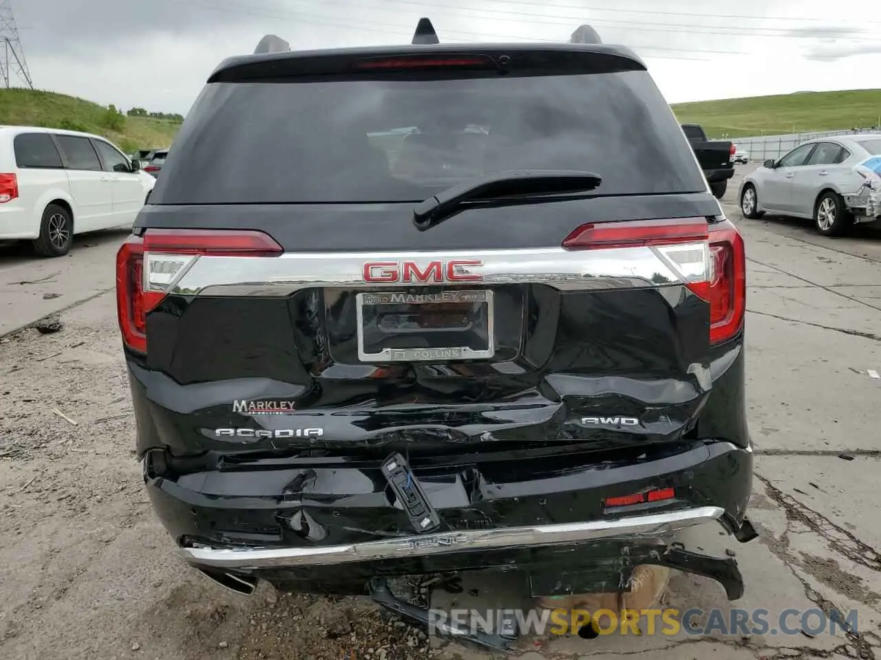 6 Photograph of a damaged car 1GKKNXLS0MZ150356 GMC ACADIA DEN 2021