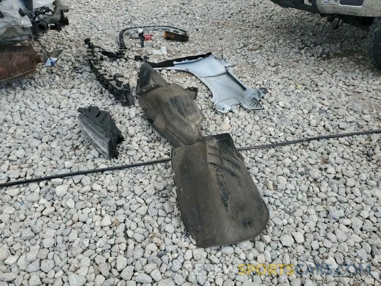 13 Photograph of a damaged car 1GKKNXLS3MZ160265 GMC ACADIA DEN 2021
