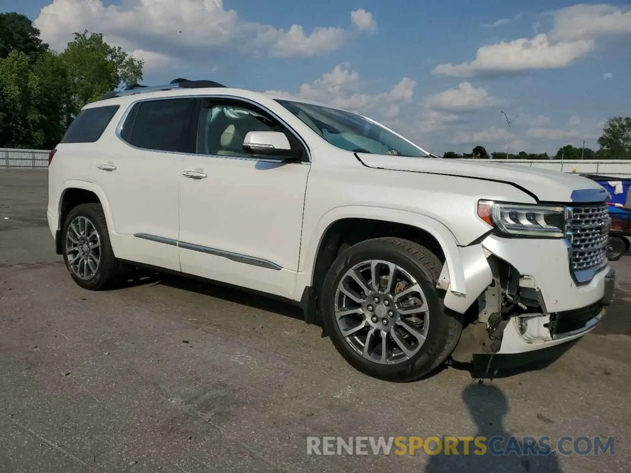 4 Photograph of a damaged car 1GKKNXLSXMZ191853 GMC ACADIA DEN 2021