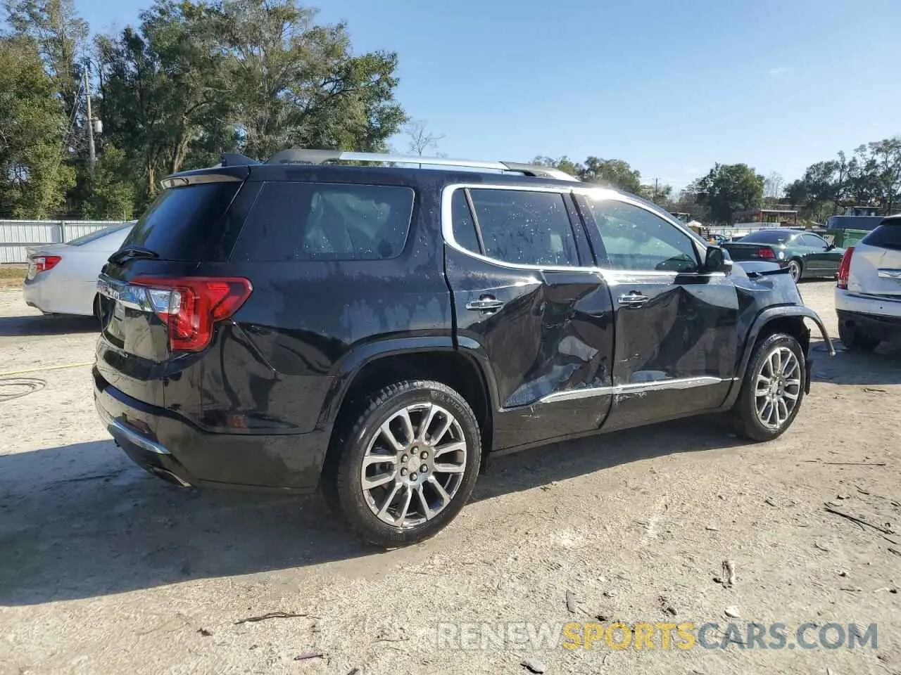 3 Photograph of a damaged car 1GKKNPLS2NZ170609 GMC ACADIA DEN 2022