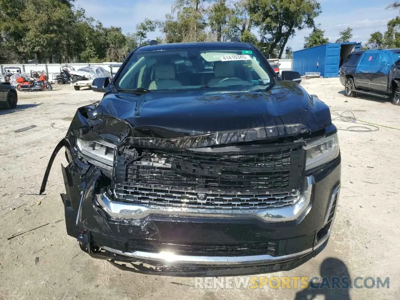 5 Photograph of a damaged car 1GKKNPLS2NZ170609 GMC ACADIA DEN 2022
