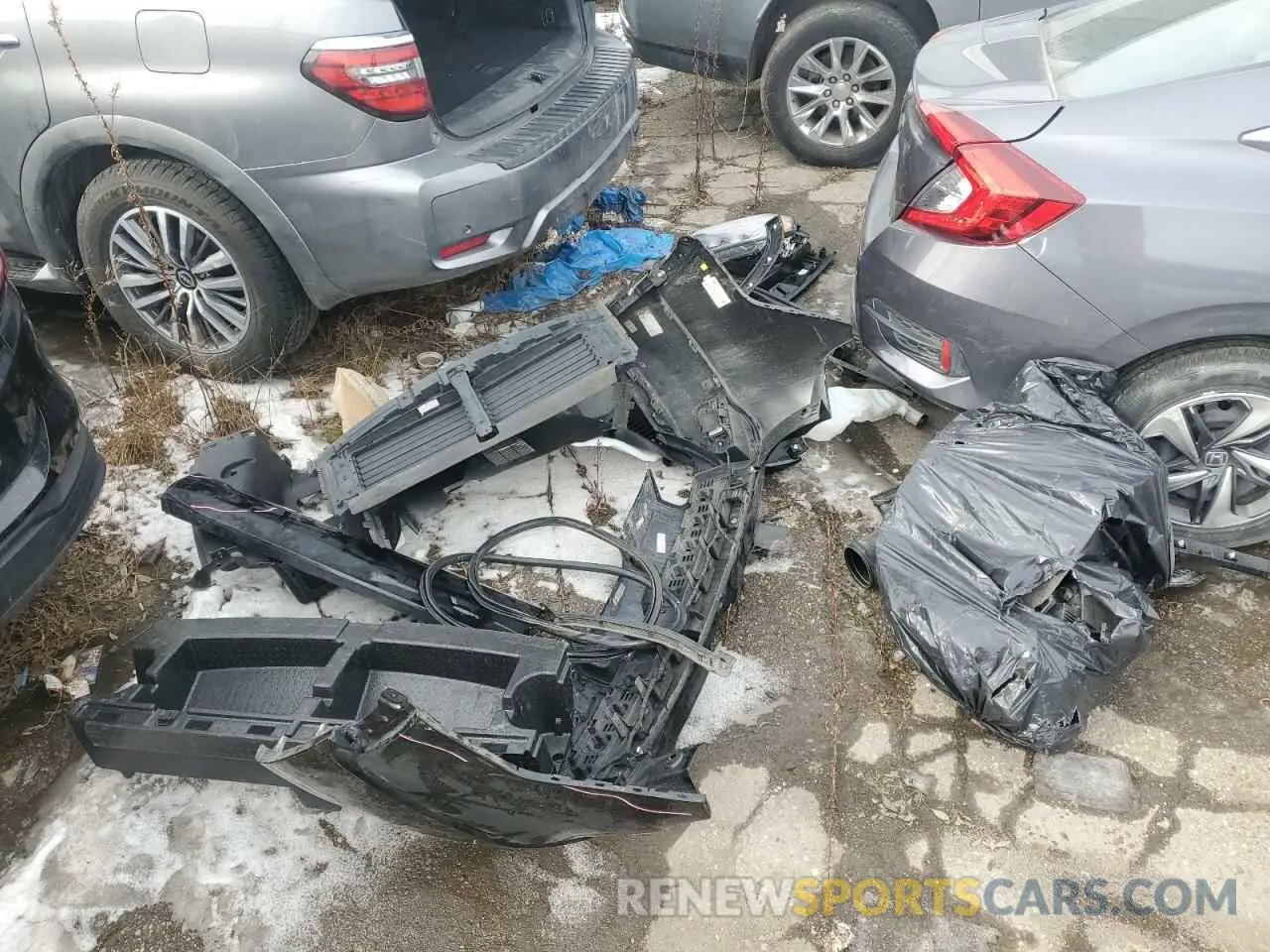 13 Photograph of a damaged car 1GKKNXL42NZ156839 GMC ACADIA DEN 2022