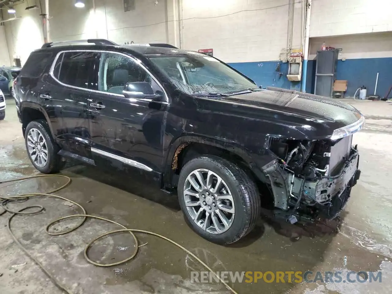 4 Photograph of a damaged car 1GKKNXL42NZ156839 GMC ACADIA DEN 2022