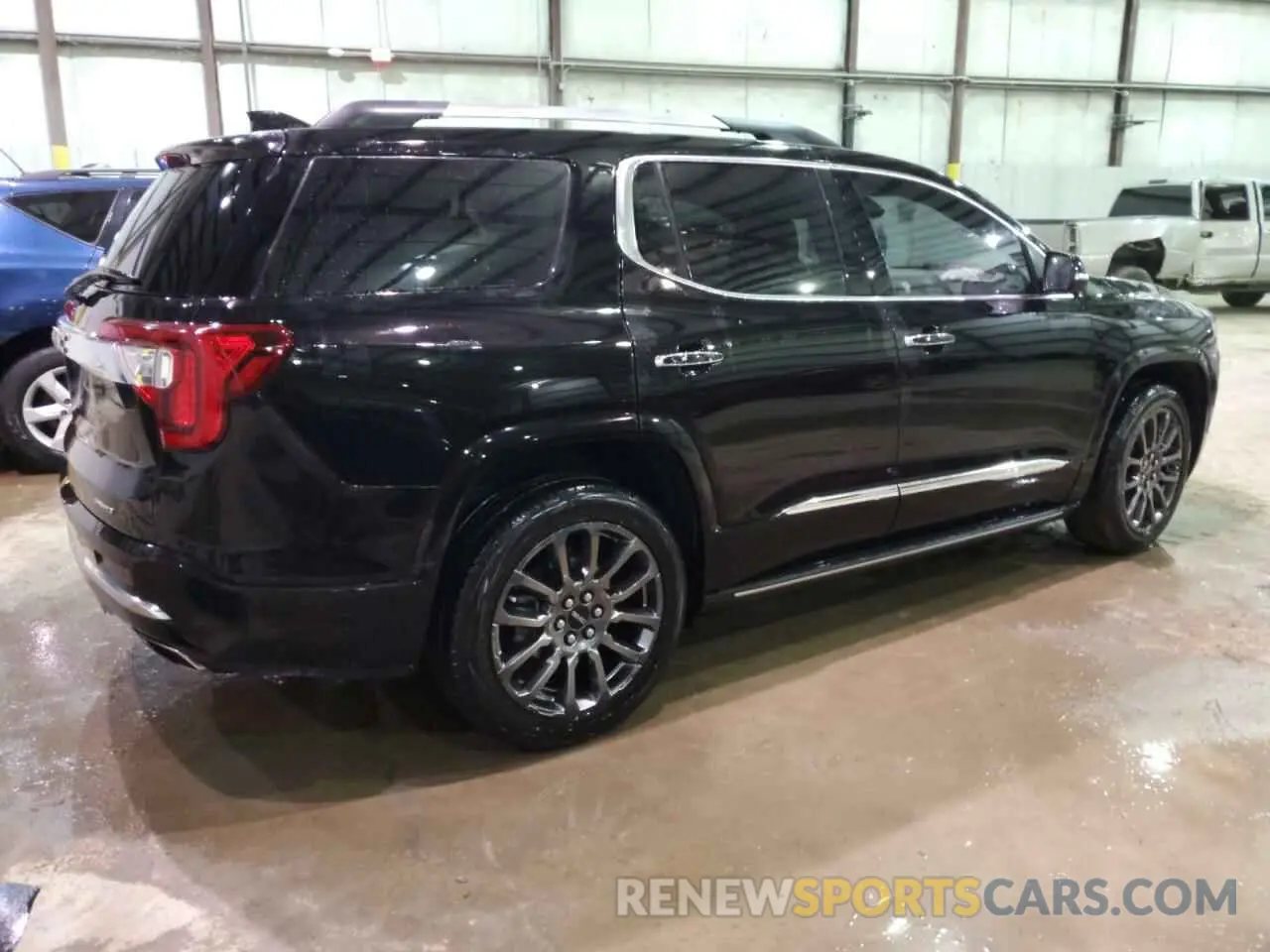 3 Photograph of a damaged car 1GKKNXLS2NZ176040 GMC ACADIA DEN 2022