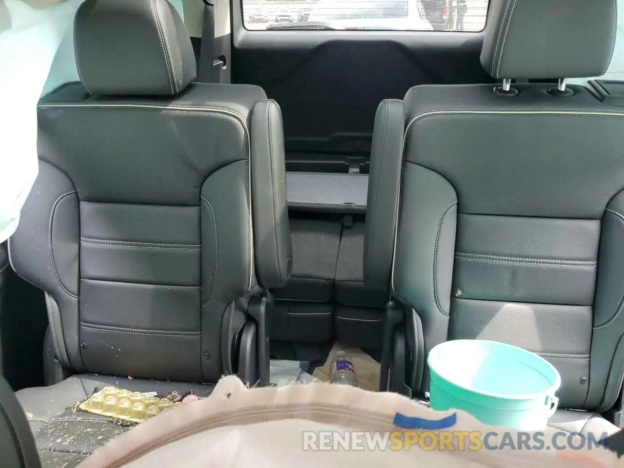 10 Photograph of a damaged car 1GKKNPLS5PZ110763 GMC ACADIA DEN 2023