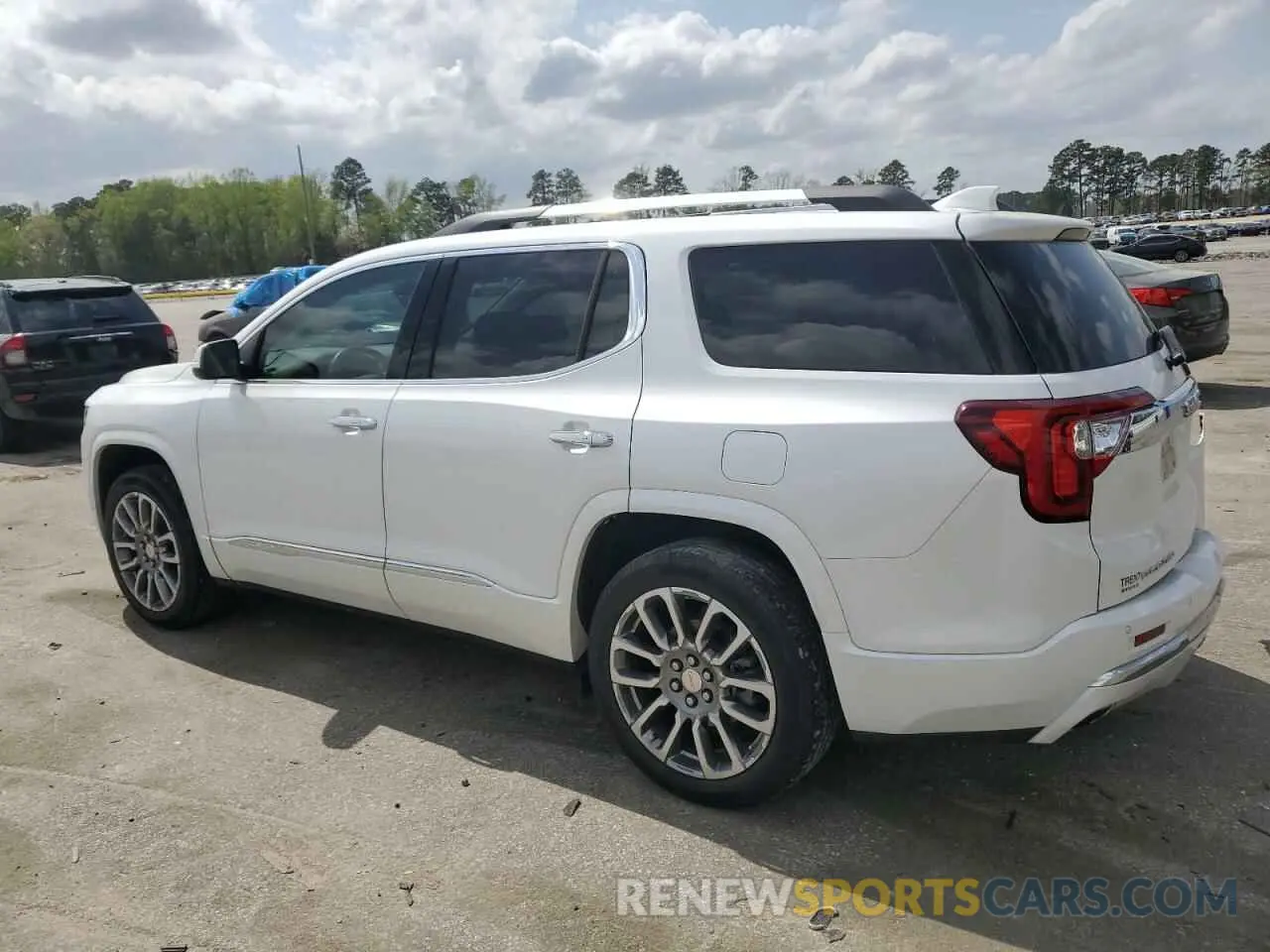 2 Photograph of a damaged car 1GKKNPLSXPZ102688 GMC ACADIA DEN 2023