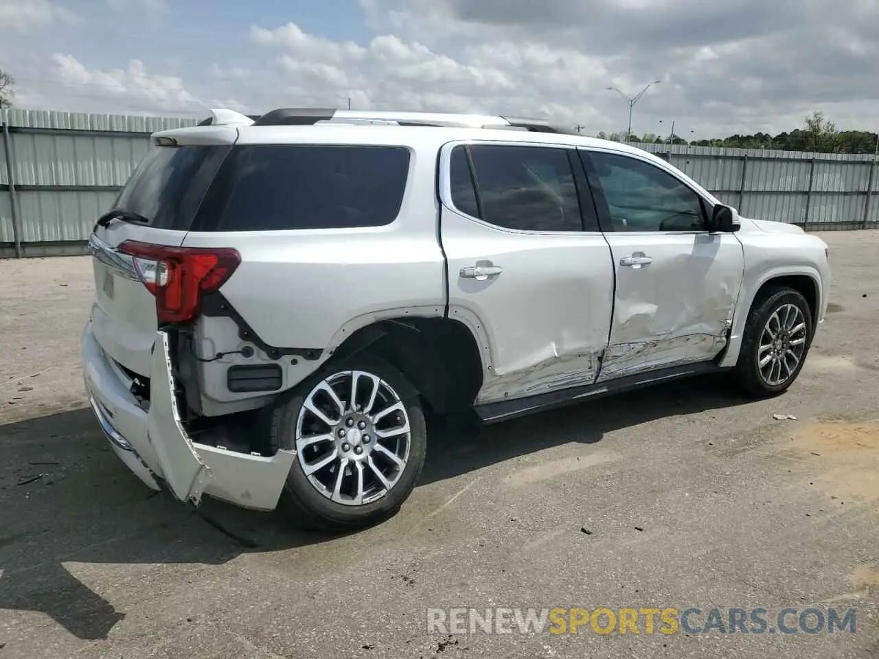 3 Photograph of a damaged car 1GKKNPLSXPZ102688 GMC ACADIA DEN 2023