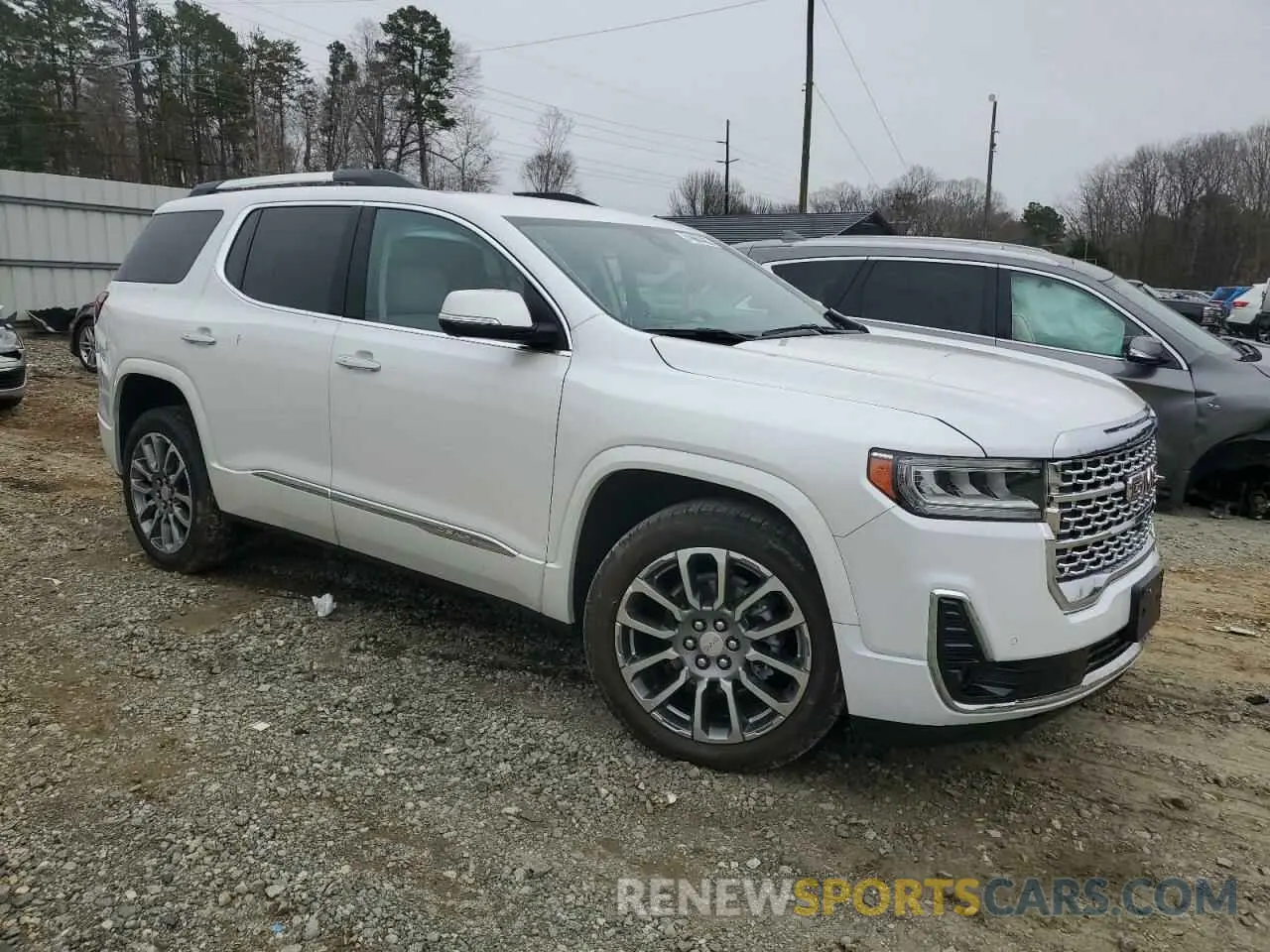 4 Photograph of a damaged car 1GKKNXLS8PZ233022 GMC ACADIA DEN 2023