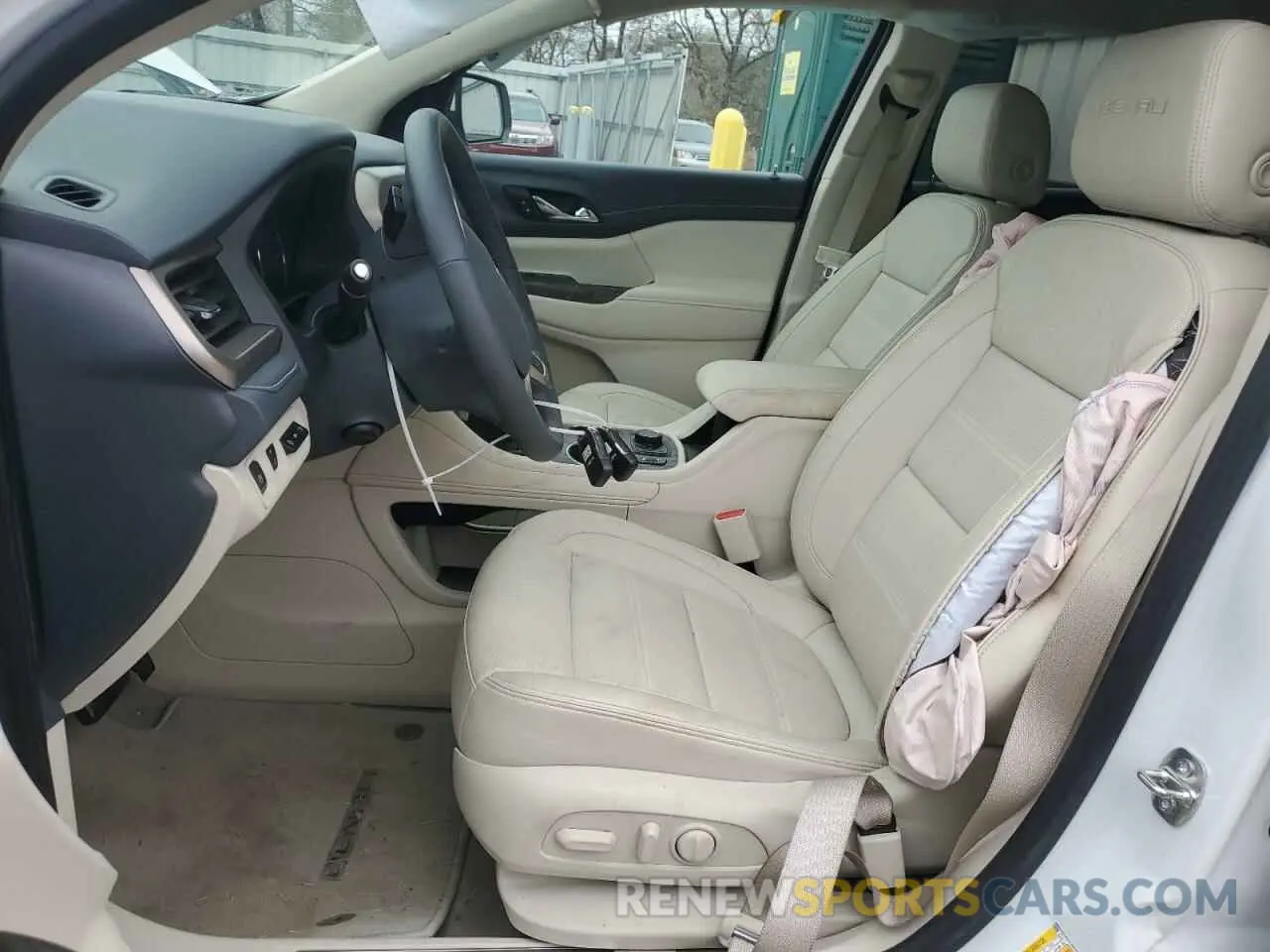 7 Photograph of a damaged car 1GKKNXLS8PZ233022 GMC ACADIA DEN 2023