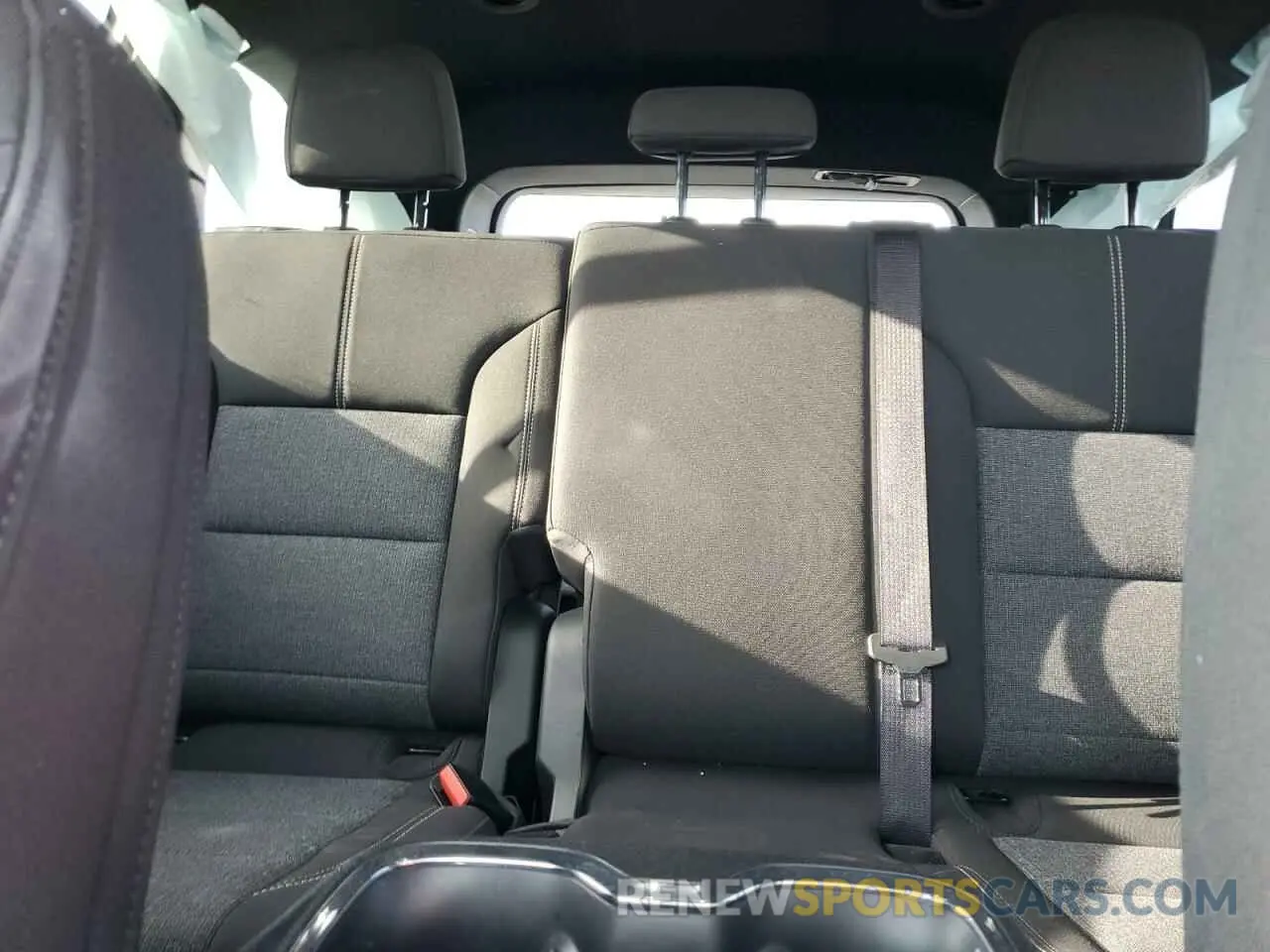 10 Photograph of a damaged car 1GKENKRS3SJ132016 GMC ACADIA ELE 2025
