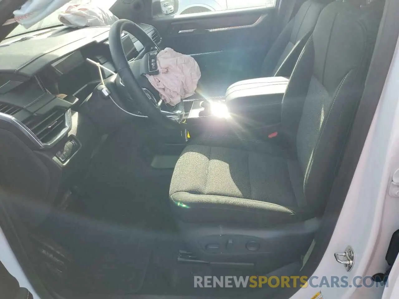 7 Photograph of a damaged car 1GKENKRS3SJ132016 GMC ACADIA ELE 2025