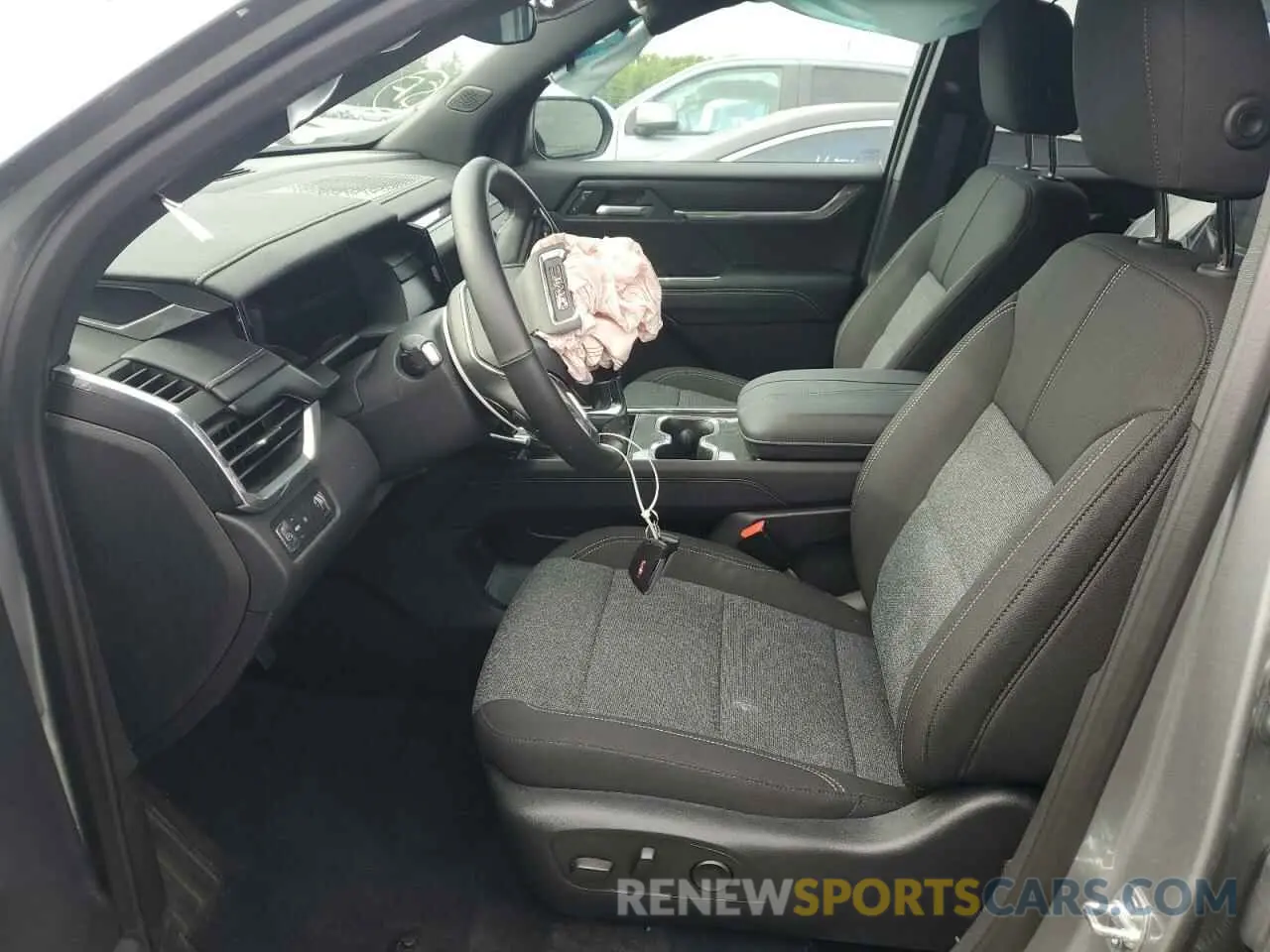 7 Photograph of a damaged car 1GKENKRS7SJ164712 GMC ACADIA ELE 2025