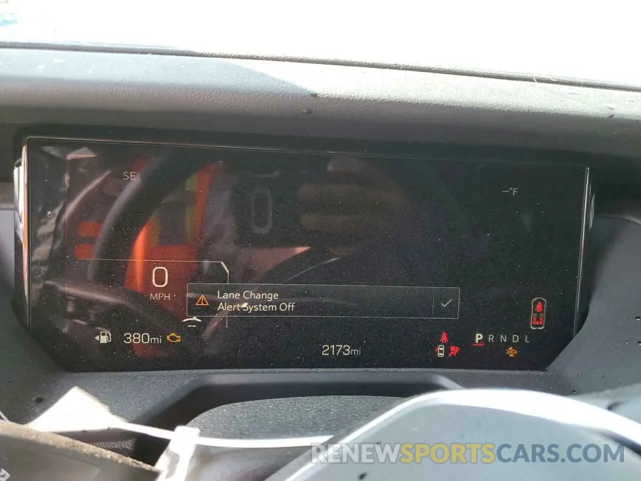 9 Photograph of a damaged car 1GKENKRSXSJ170911 GMC ACADIA ELE 2025