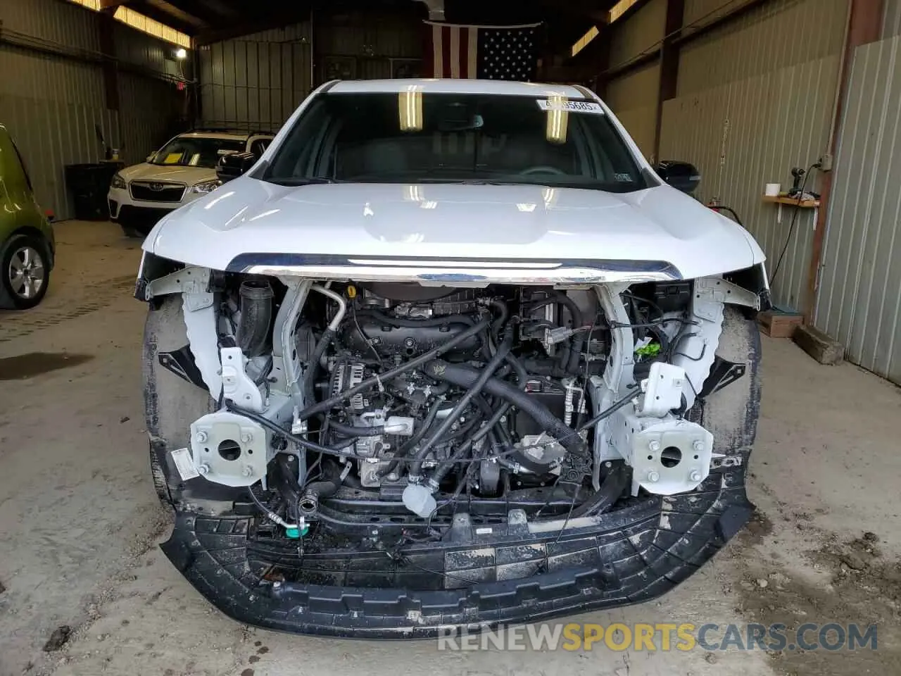 5 Photograph of a damaged car 1GKENNRS3SJ122121 GMC ACADIA ELE 2025