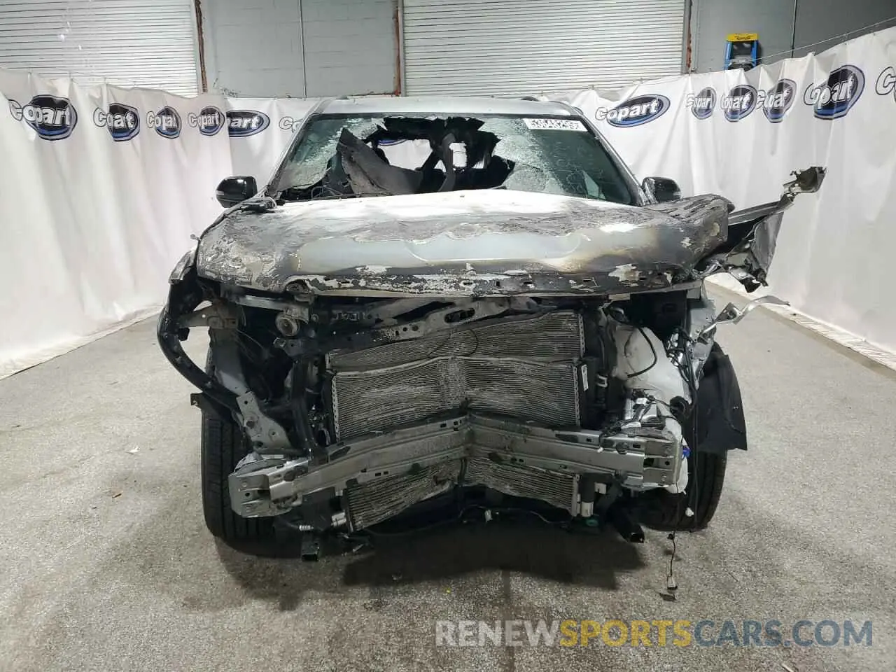 5 Photograph of a damaged car 1GKENNRSXSJ200765 GMC ACADIA ELE 2025