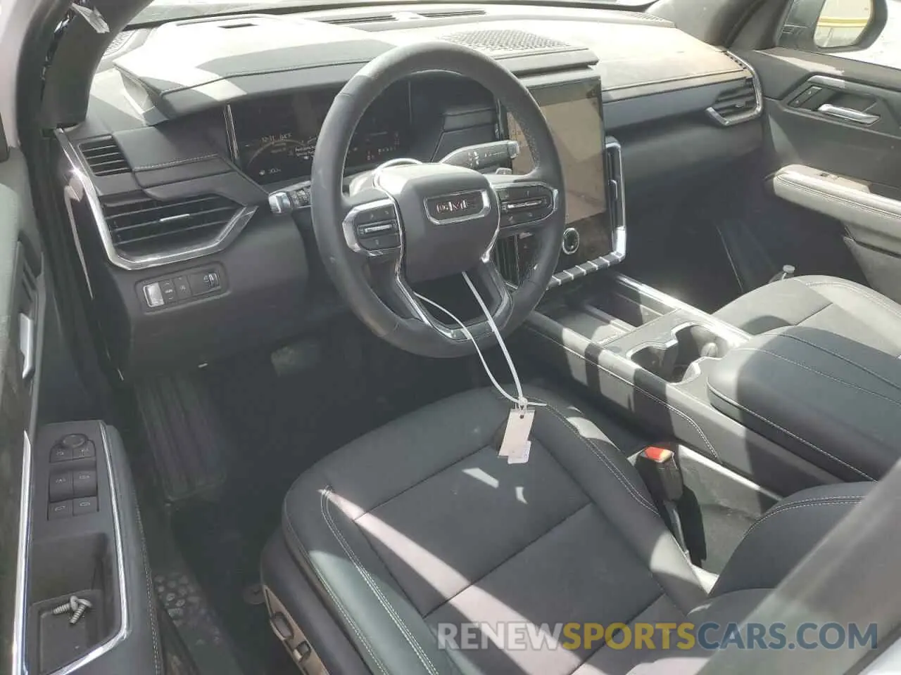 8 Photograph of a damaged car 1GKENKKS5RJ191654 GMC ACADIA UPL 2024
