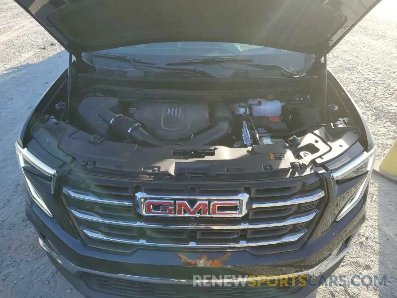 13 Photograph of a damaged car 1GKENKKS9RJ193228 GMC ACADIA UPL 2024