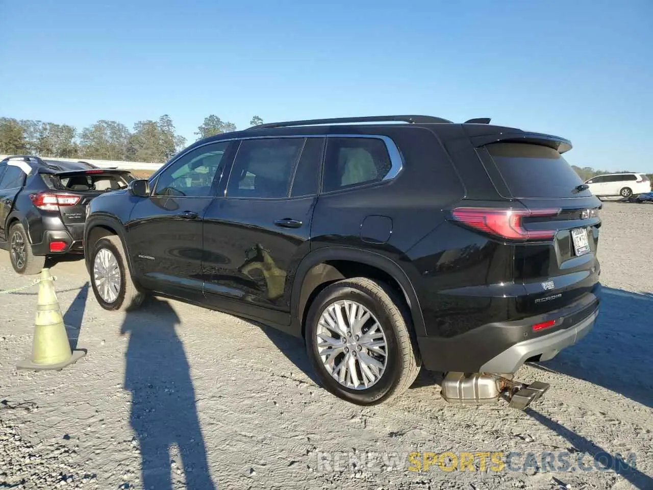 2 Photograph of a damaged car 1GKENKKS9RJ193228 GMC ACADIA UPL 2024