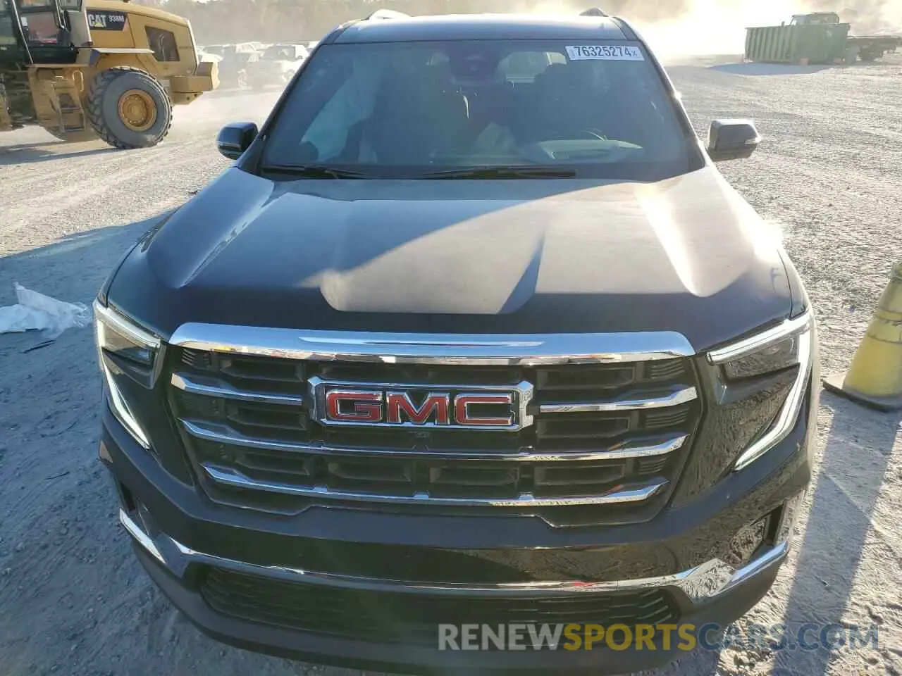 5 Photograph of a damaged car 1GKENKKS9RJ193228 GMC ACADIA UPL 2024