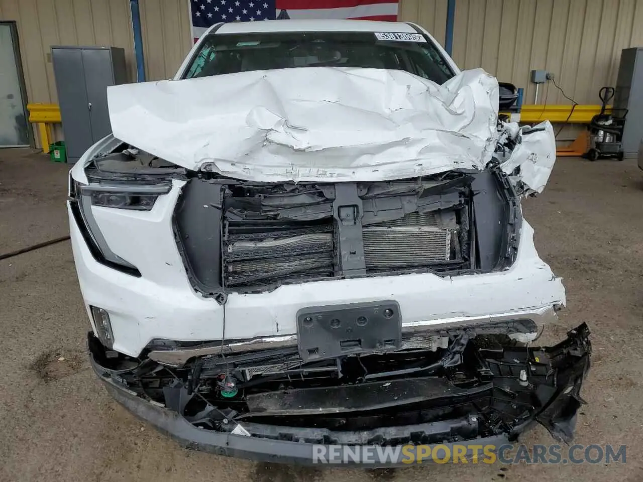 5 Photograph of a damaged car 1GKENNKS6RJ199473 GMC ACADIA UPL 2024