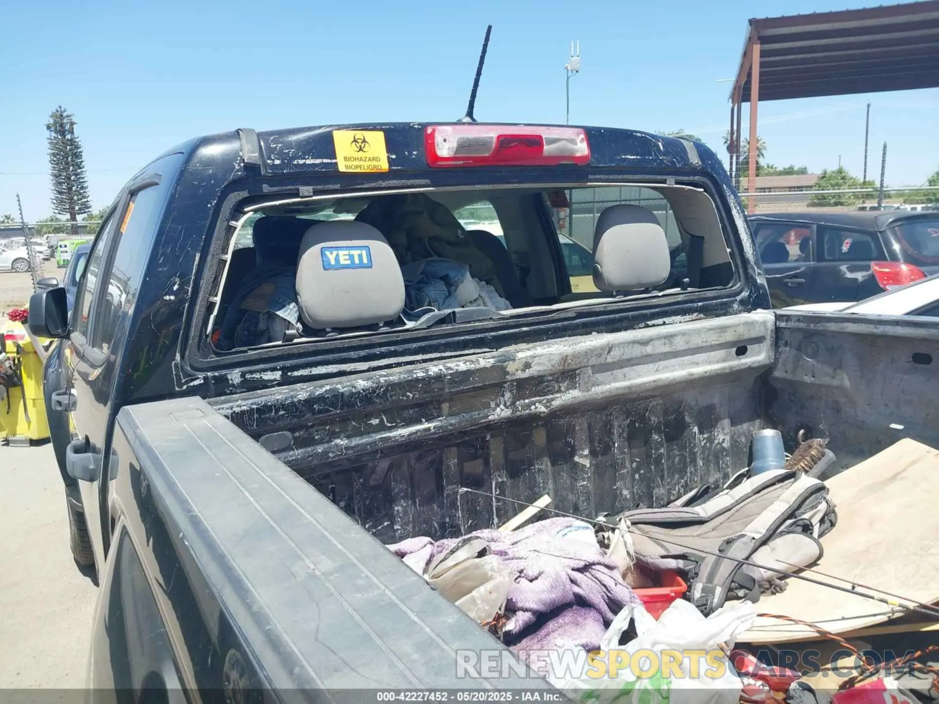 6 Photograph of a damaged car 1GTG5BEA5K1252093 GMC CANYON 2019