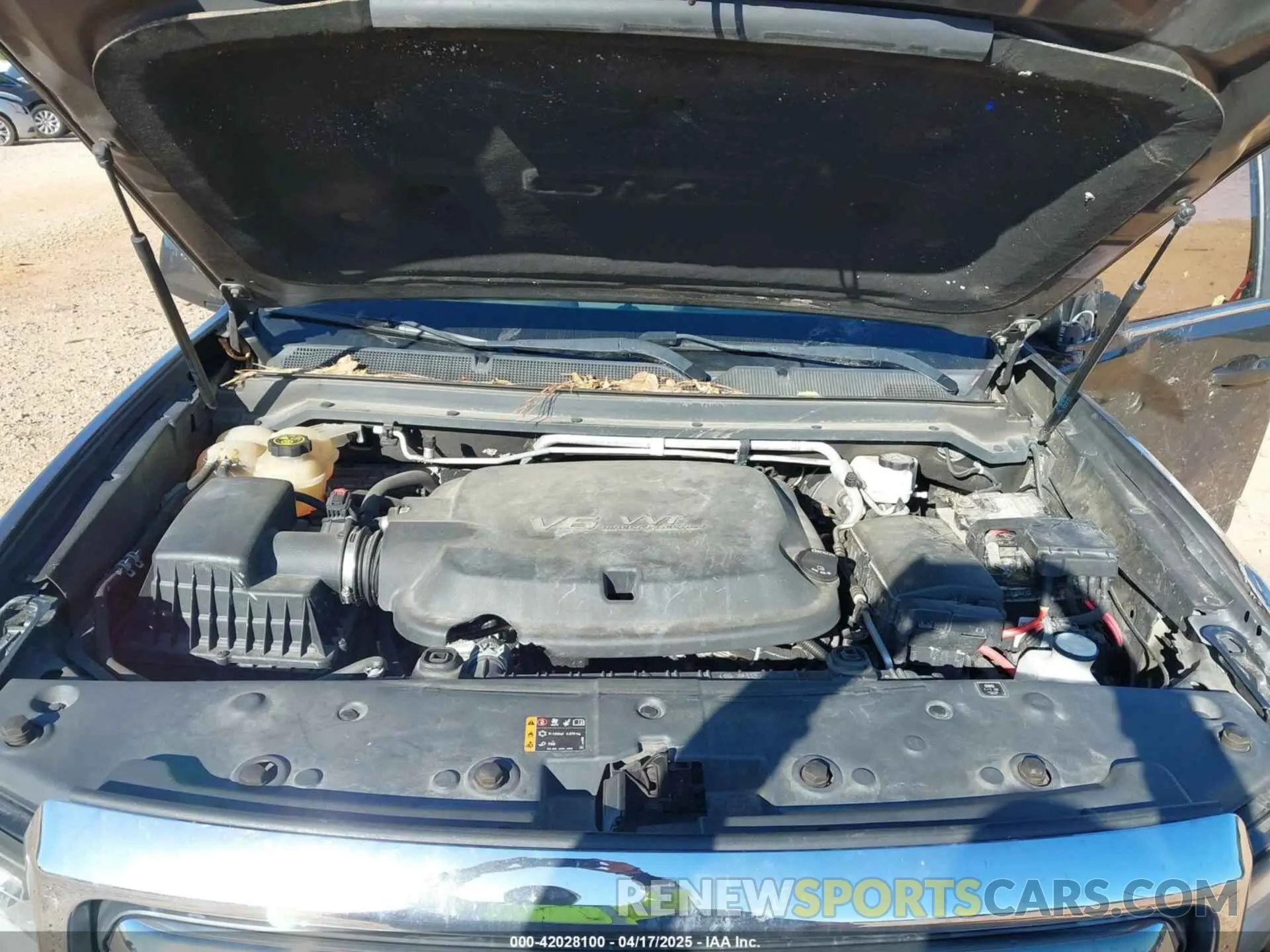 10 Photograph of a damaged car 1GTG5CEN0K1115698 GMC CANYON 2019