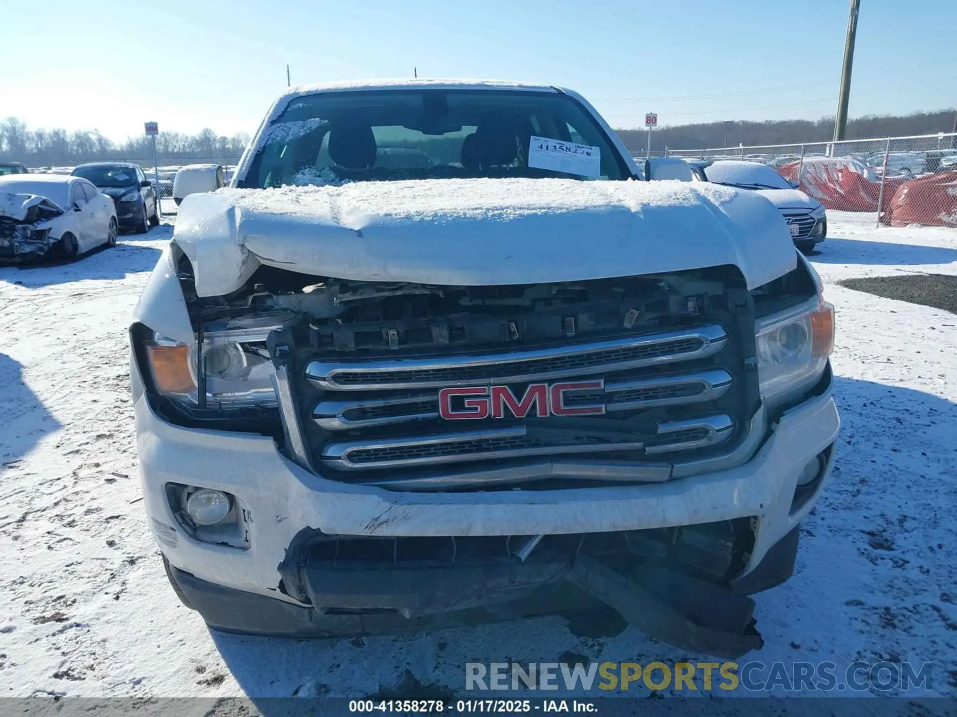 6 Photograph of a damaged car 1GTG6CEN1K1301425 GMC CANYON 2019