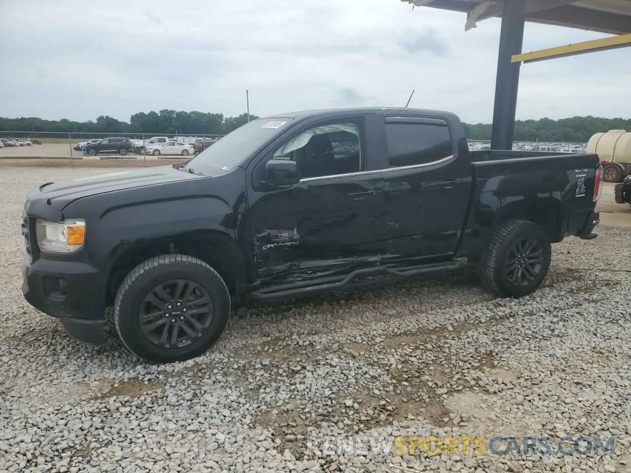 1 Photograph of a damaged car 1GTG6CEN6K1330189 GMC CANYON 2019