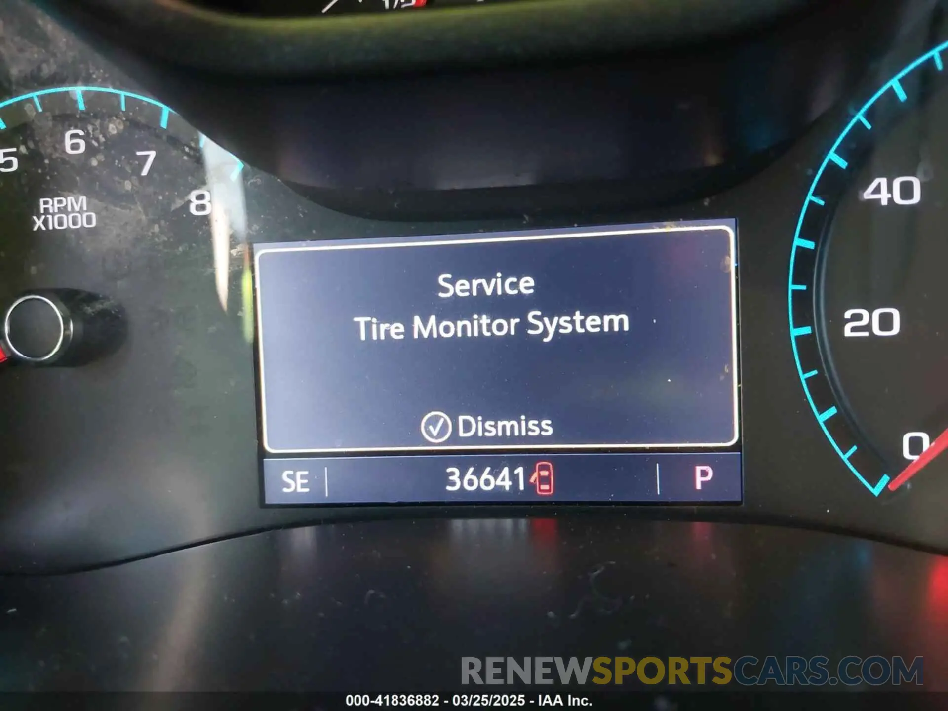 15 Photograph of a damaged car 1GTG6CEN6K1345758 GMC CANYON 2019