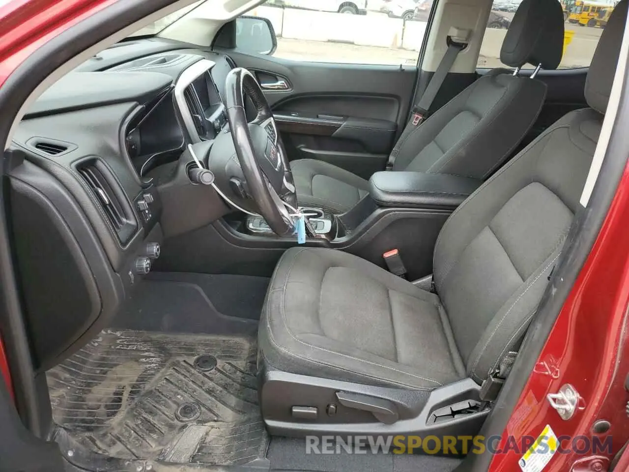 7 Photograph of a damaged car 1GTG6CEN7K1291886 GMC CANYON 2019