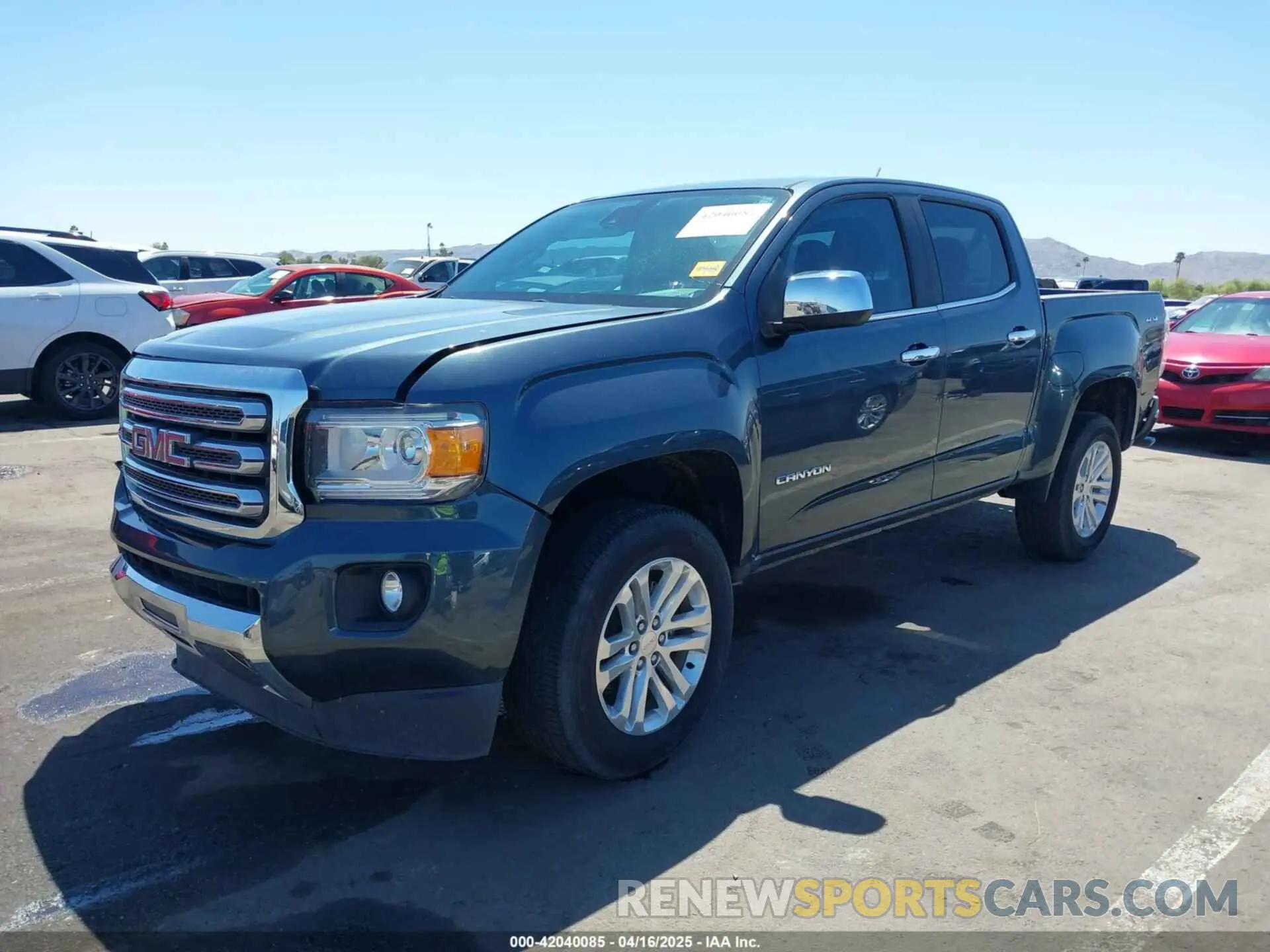 2 Photograph of a damaged car 1GTG6DEN1K1207289 GMC CANYON 2019