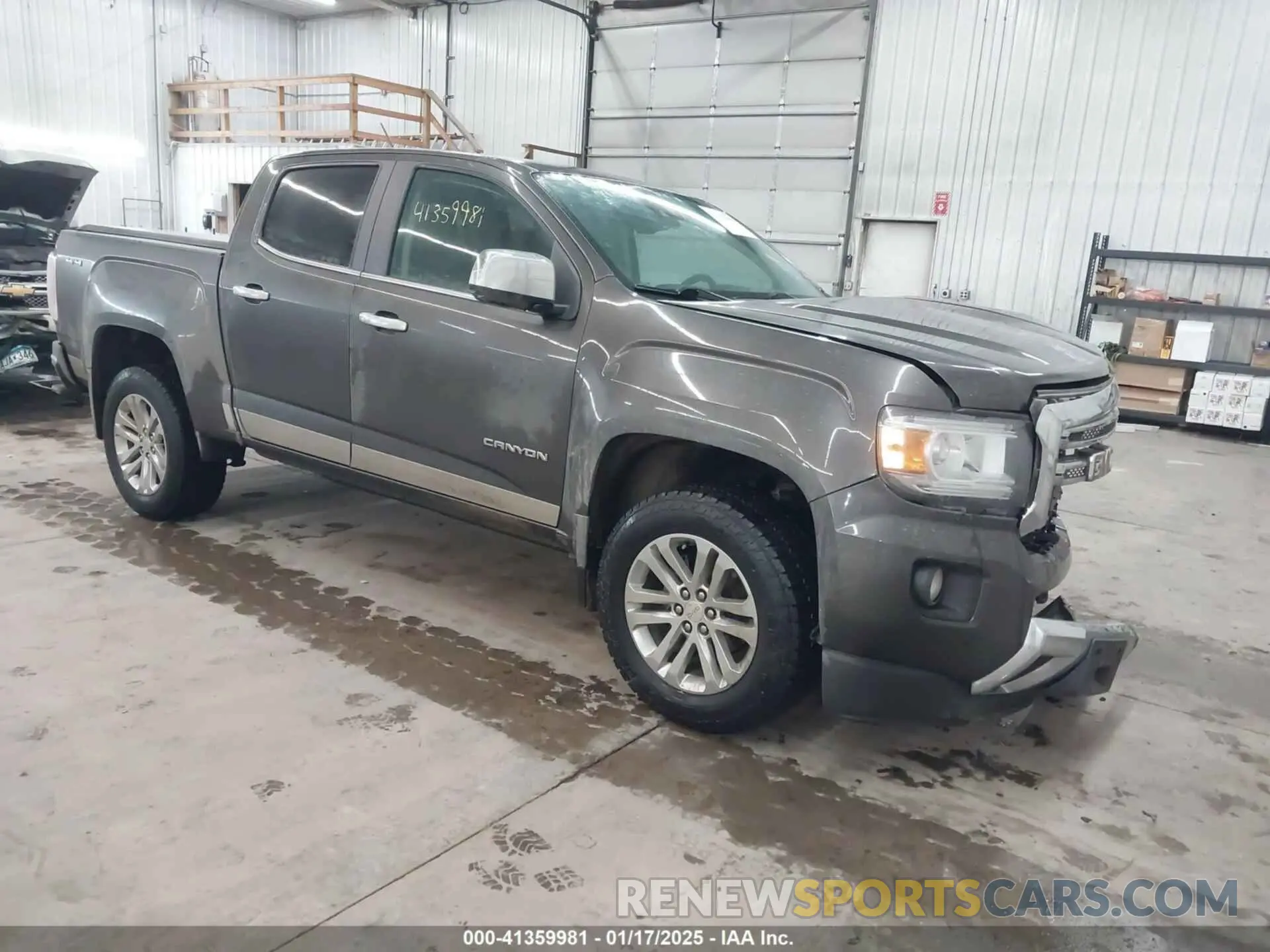 1 Photograph of a damaged car 1GTG6DEN8K1356749 GMC CANYON 2019