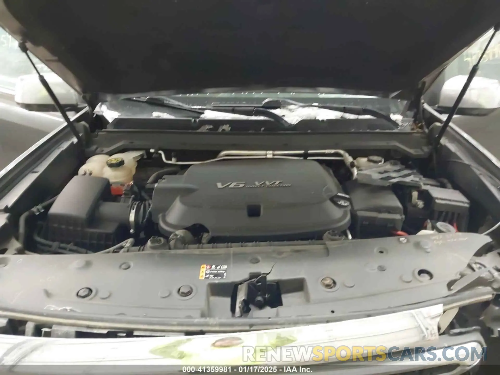 10 Photograph of a damaged car 1GTG6DEN8K1356749 GMC CANYON 2019