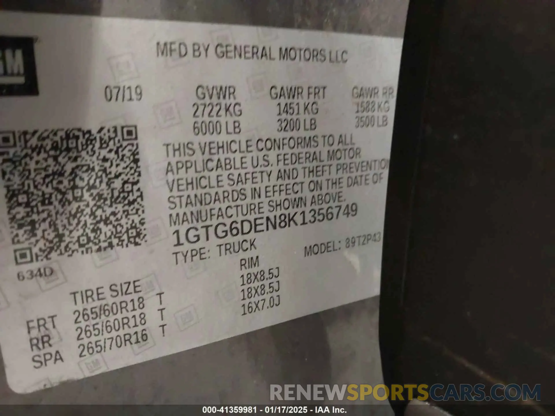 9 Photograph of a damaged car 1GTG6DEN8K1356749 GMC CANYON 2019