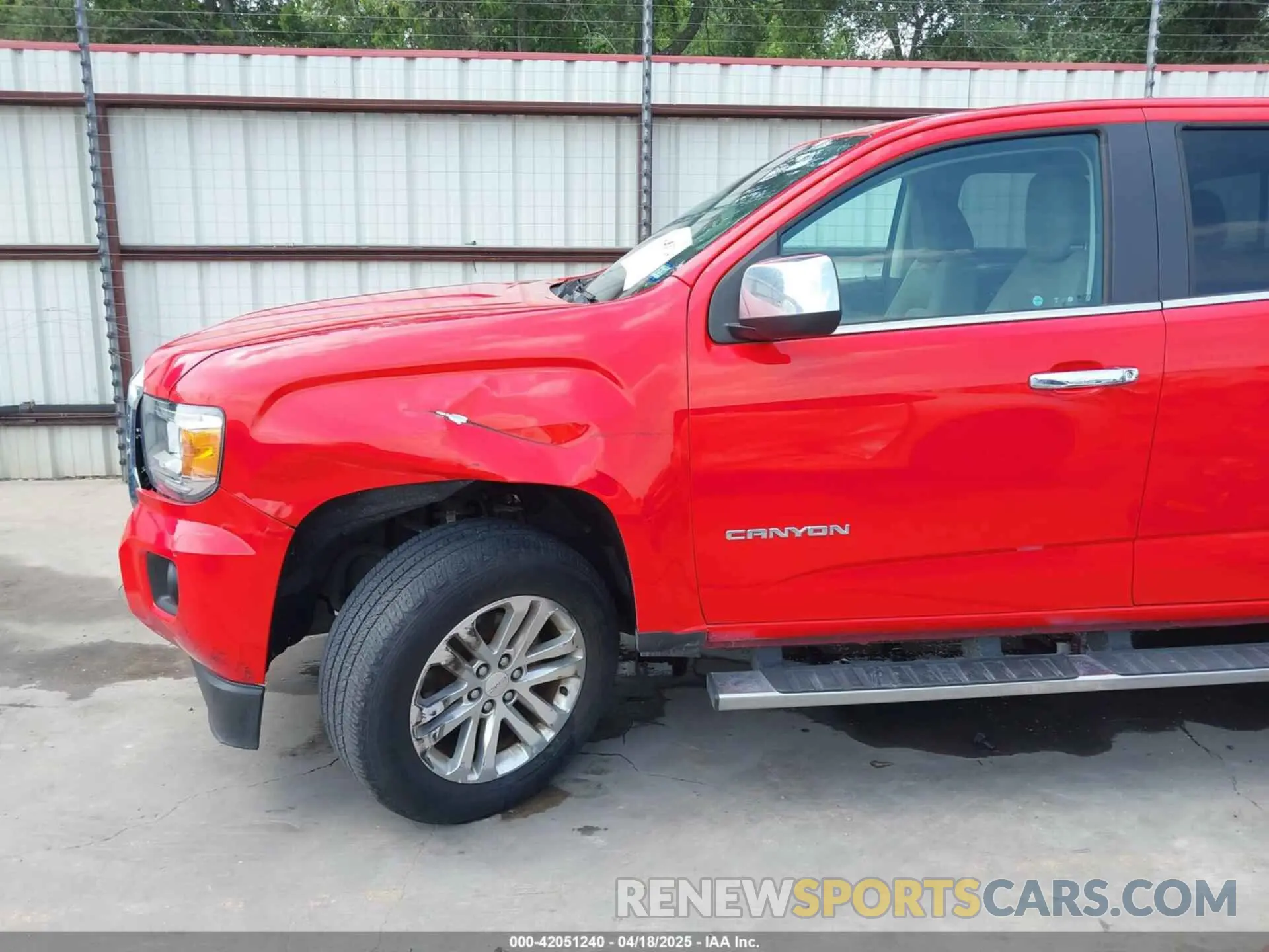 6 Photograph of a damaged car 1GTG6DEN9K1209534 GMC CANYON 2019