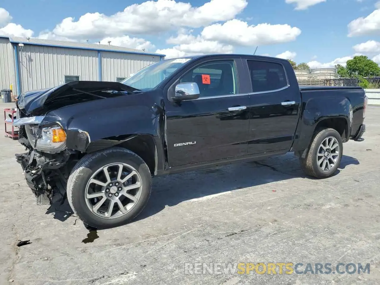 1 Photograph of a damaged car 1GTG6EEN3K1215657 GMC CANYON 2019
