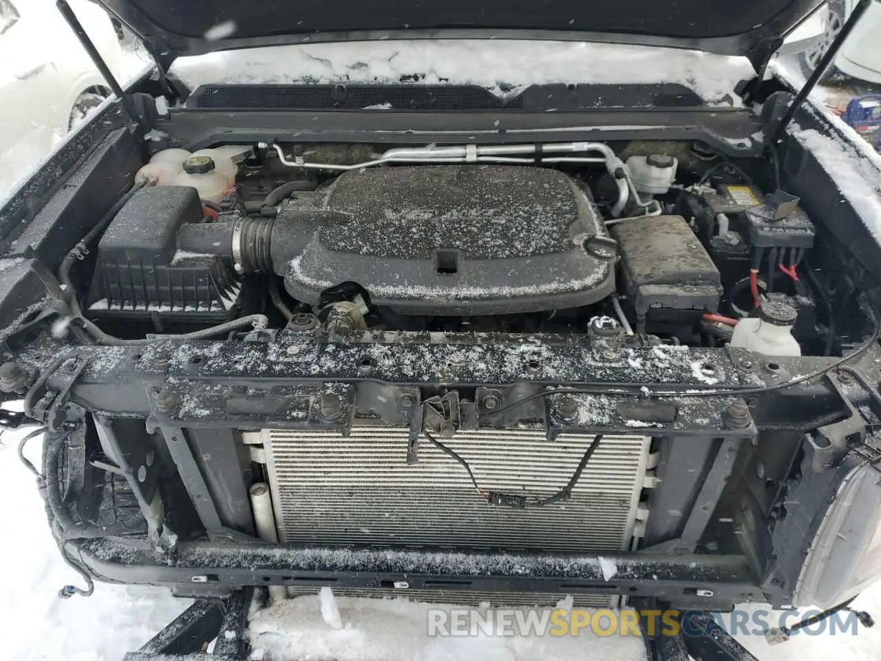11 Photograph of a damaged car 1GTG6EEN3K1348726 GMC CANYON 2019