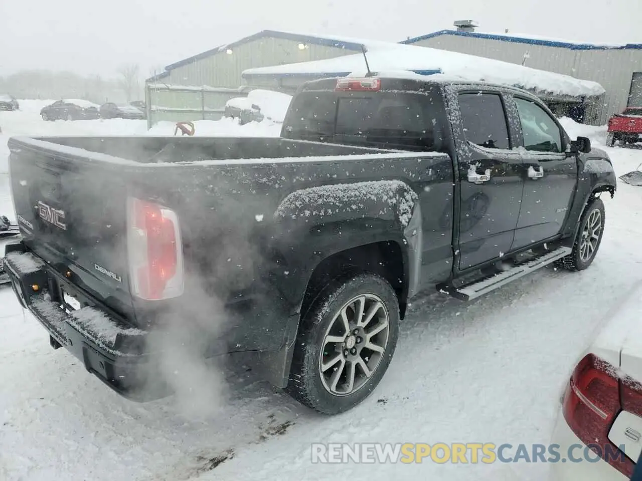3 Photograph of a damaged car 1GTG6EEN3K1348726 GMC CANYON 2019