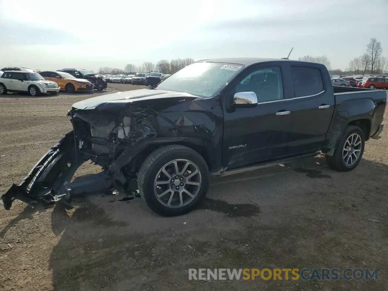 1 Photograph of a damaged car 1GTG6EEN4K1345592 GMC CANYON 2019