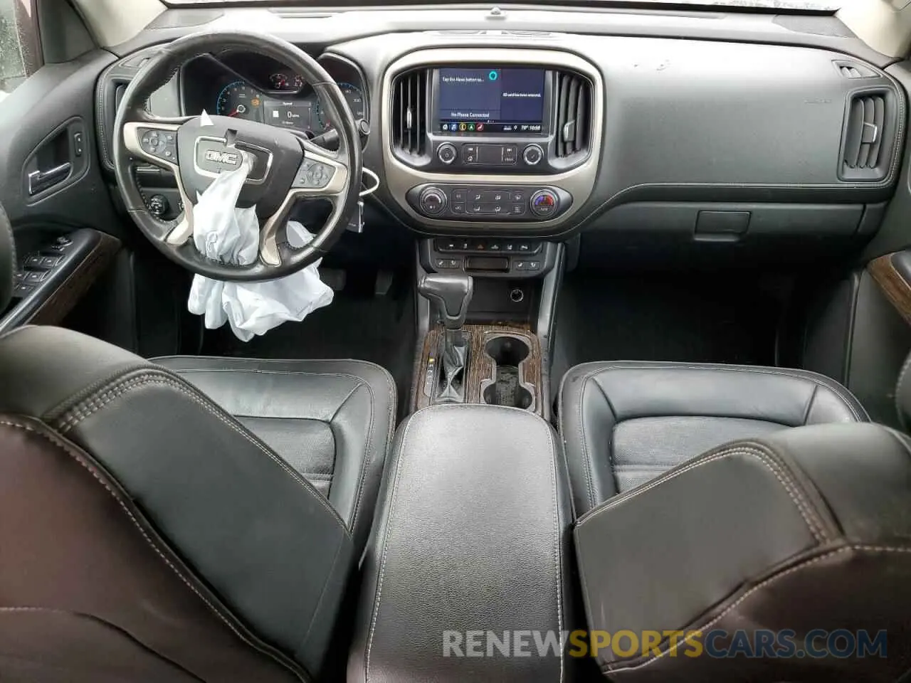 8 Photograph of a damaged car 1GTG6EENXK1173178 GMC CANYON 2019