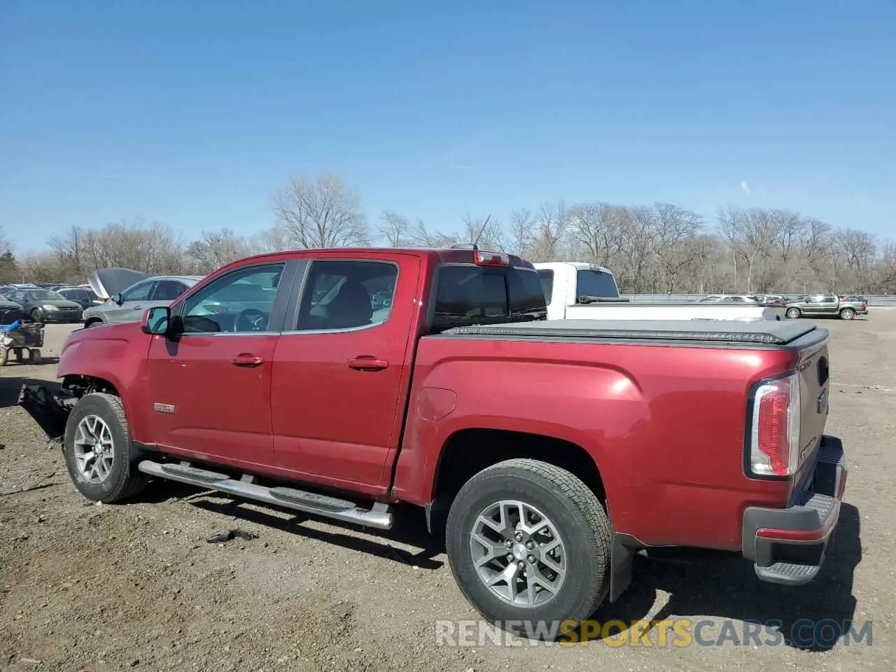 2 Photograph of a damaged car 1GTG6FEN6K1169148 GMC CANYON 2019