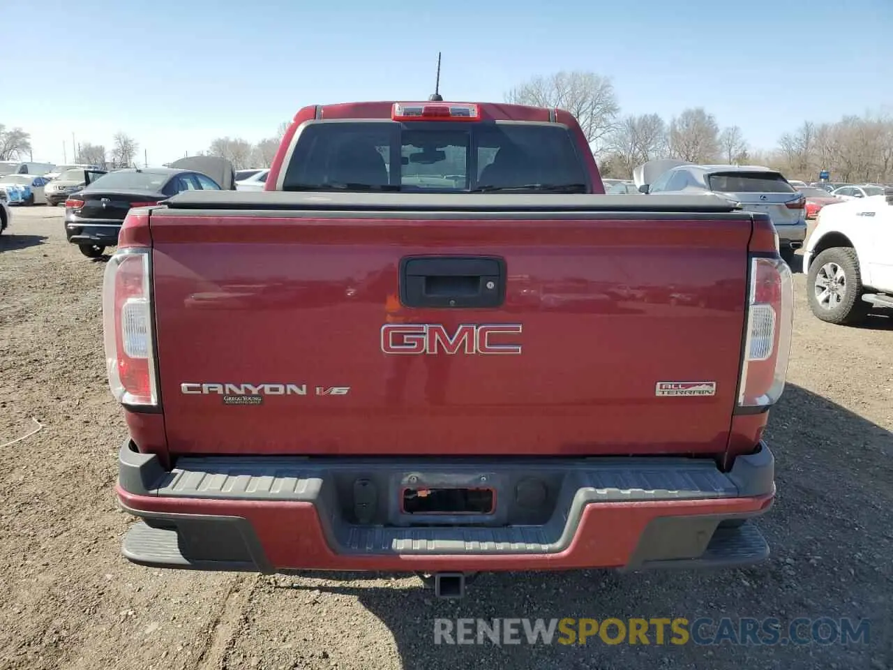 6 Photograph of a damaged car 1GTG6FEN6K1169148 GMC CANYON 2019
